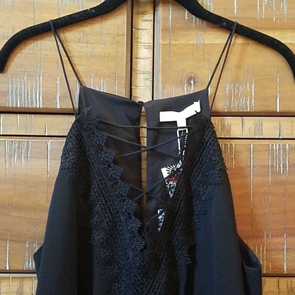 Wayf Romper - Picture 7 of 7